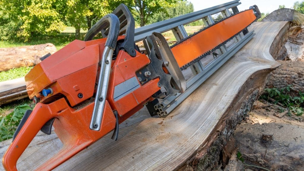 Chainsaw Mill What Size Bar To Use? The Farming Guy